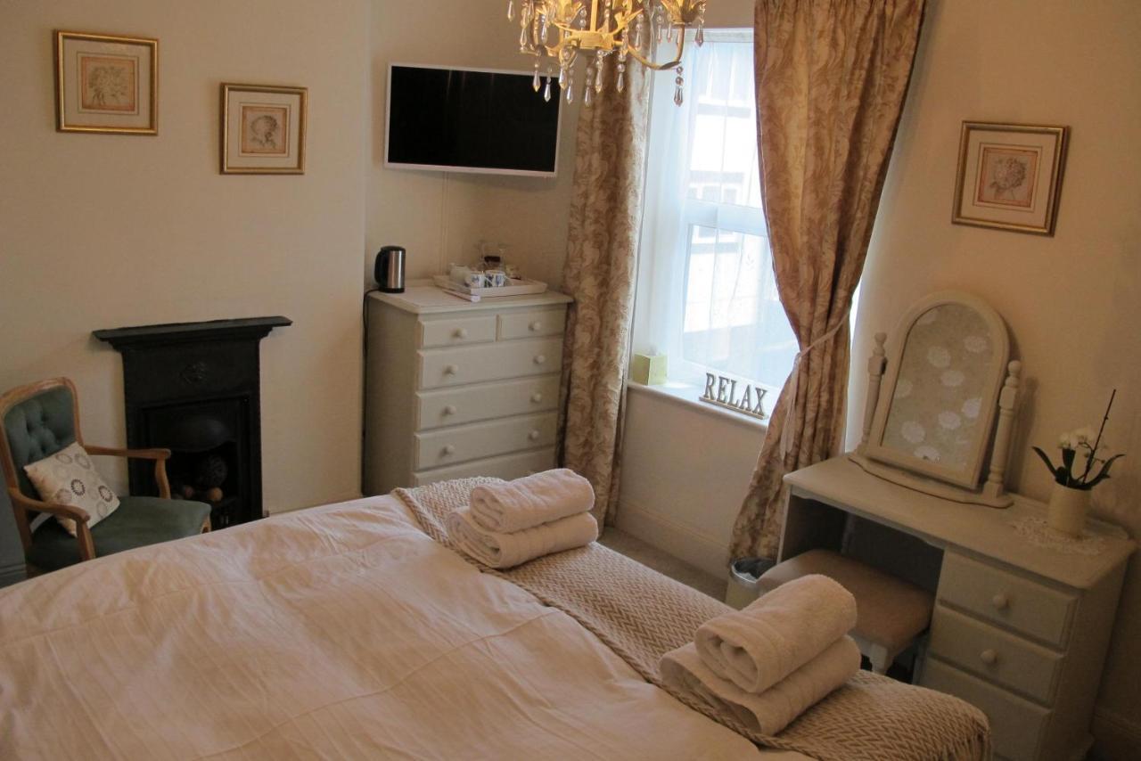 Holmleigh House Bed And Breakfast Seaton Bagian luar foto